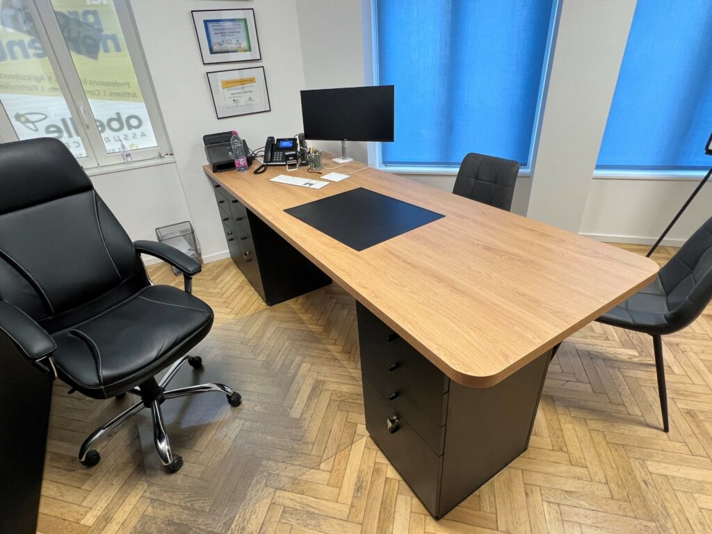 Bureau bois et noir