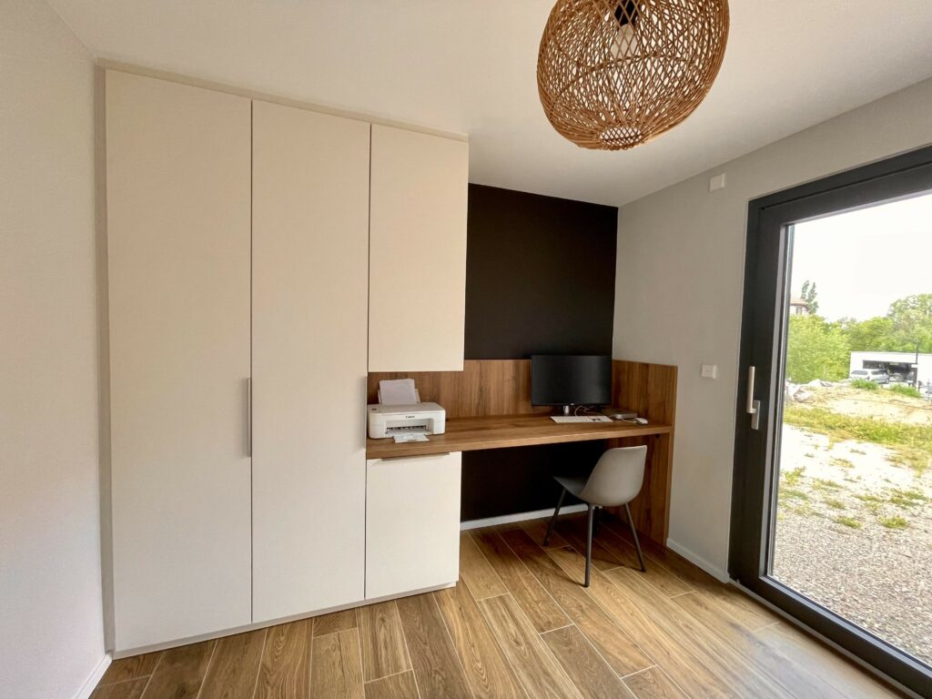 Bureau avec rangement beige