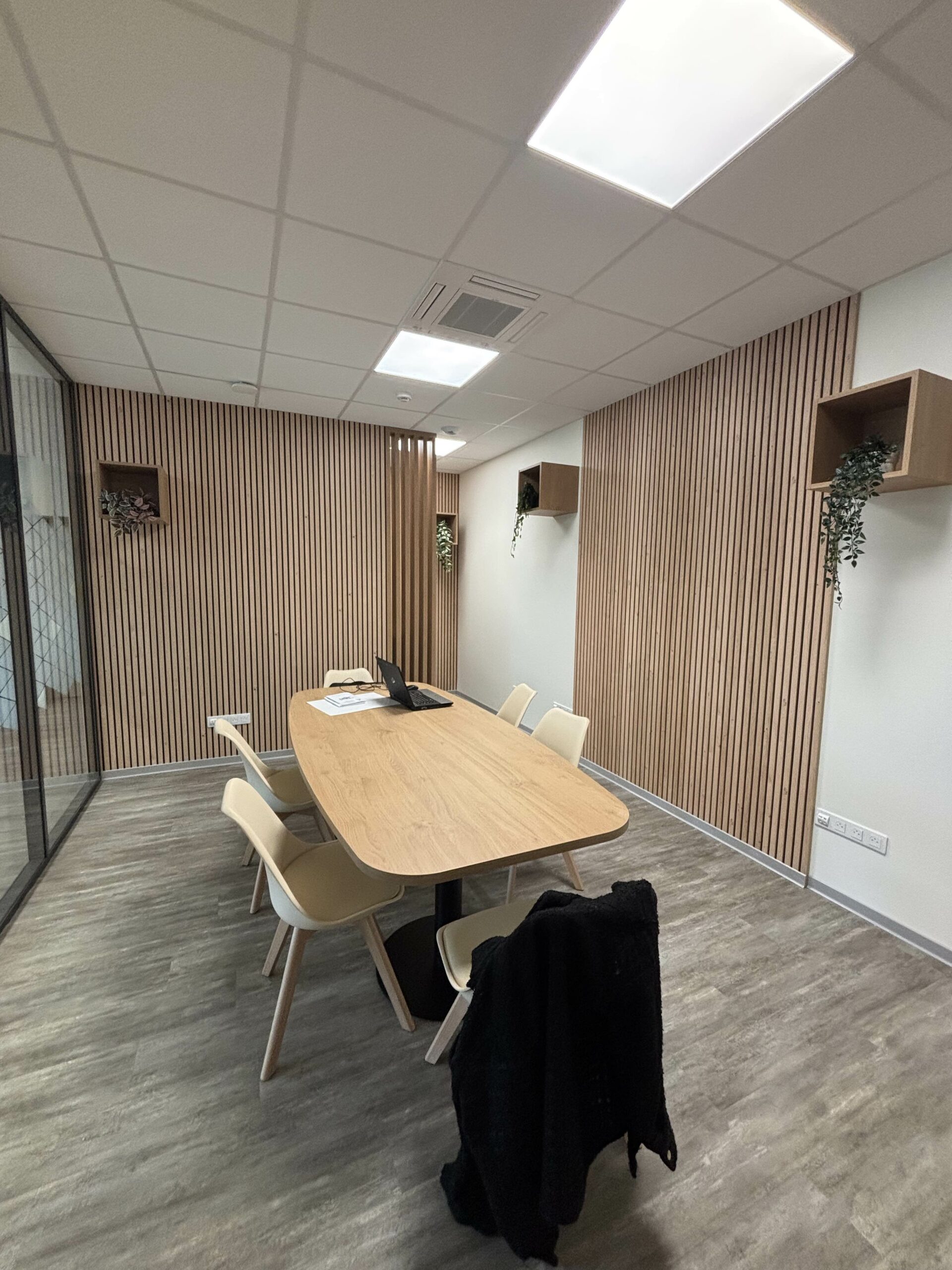 Aménagement professionnel Kisscut