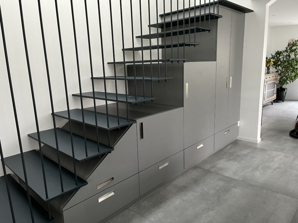 Aménagement sous escalier